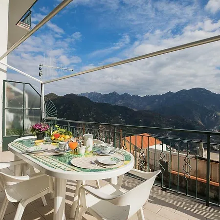 Casa Cinzia Holiday home